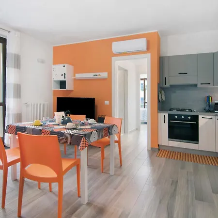 Orange Corner - *